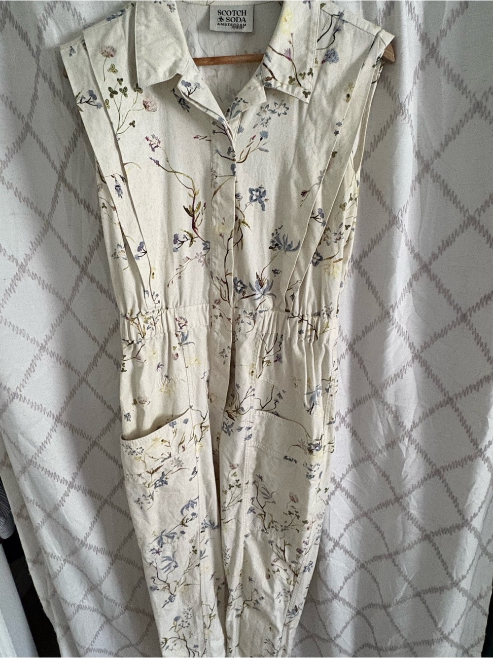 Scotch & Soda Cream Shirt with Soft Blue and Pink Accents - Picture 3 of 3